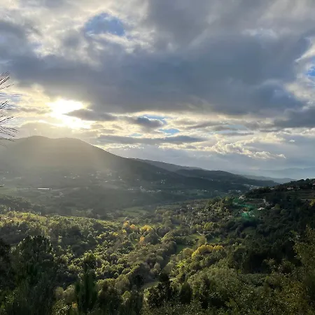 Casa Do Bairro Alto Semesterbostad Cerva